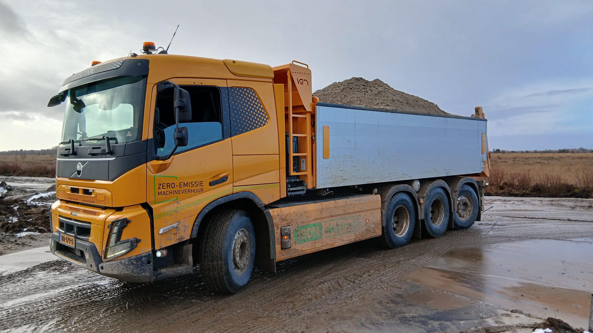 Elektrische 8x4 kipper